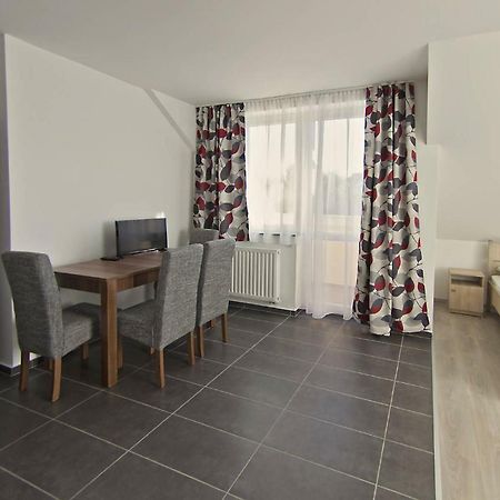 Apartman 25 Sopron Buitenkant foto