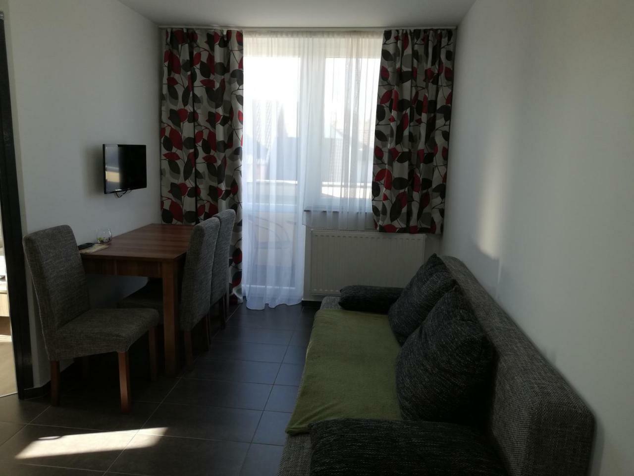Apartman 25 Sopron Buitenkant foto