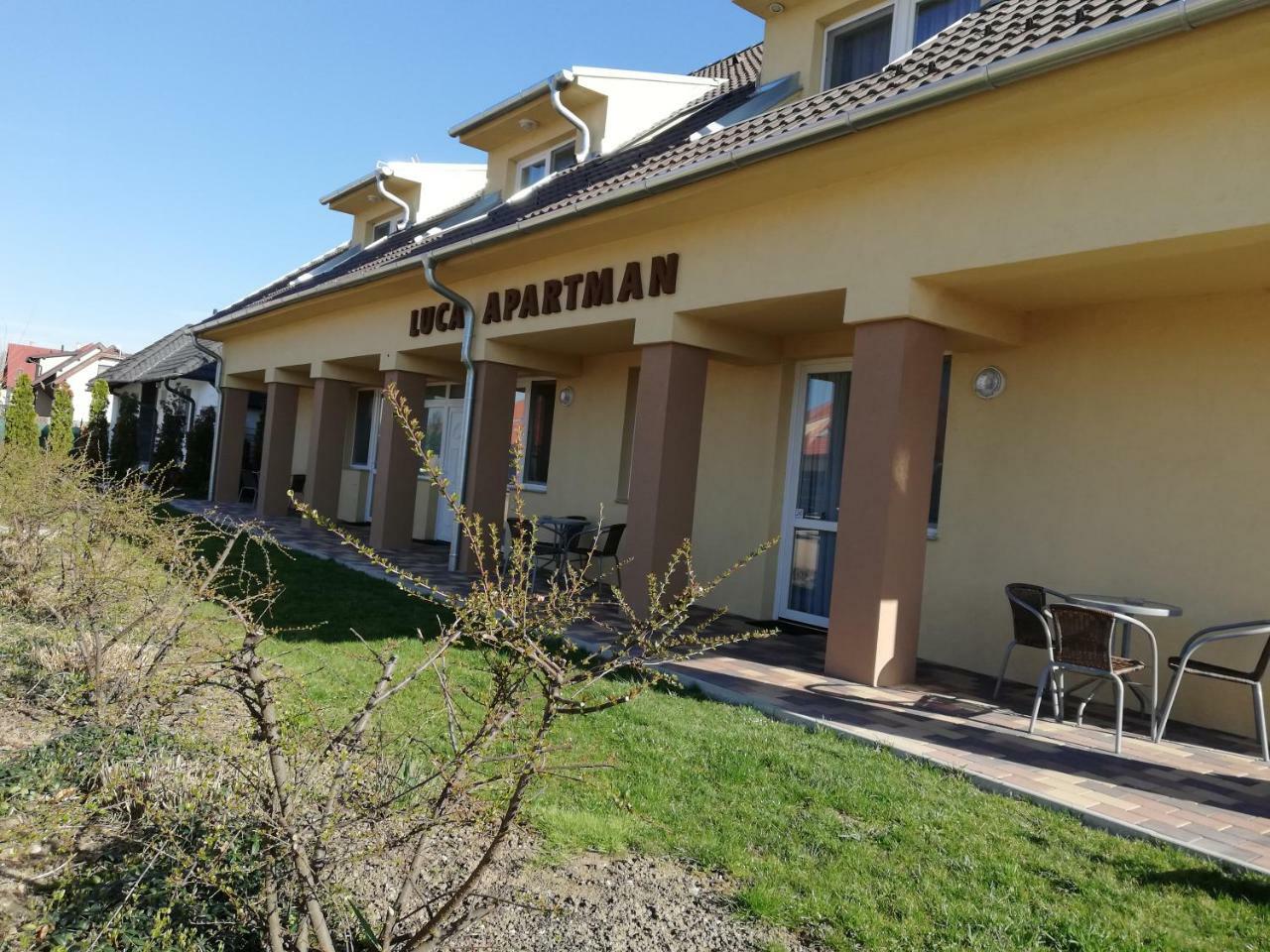 Apartman 25 Sopron Buitenkant foto