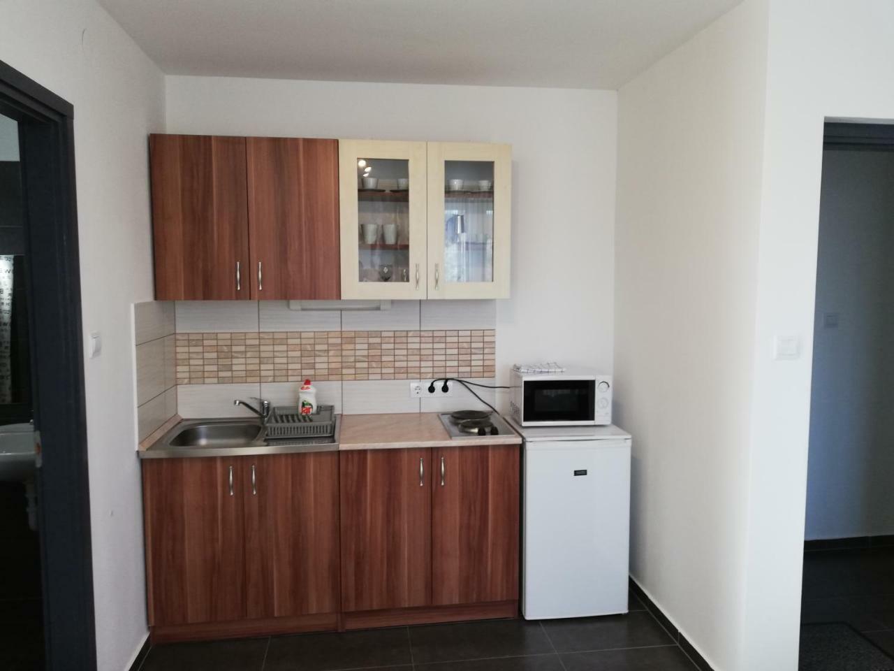 Apartman 25 Sopron Buitenkant foto